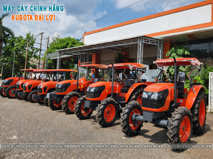 Đầu kéo máy cày