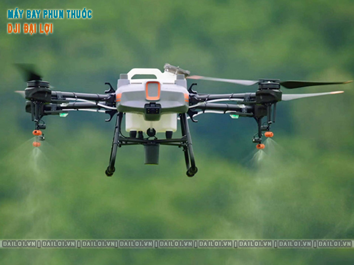 Máy bay phun thuốc mini dji có gì nổi bật hơn hãng khác?