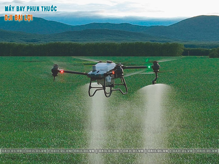 Máy bay phun thuốc trừ sâu giá bao nhiêu và mẫu nào tốt?