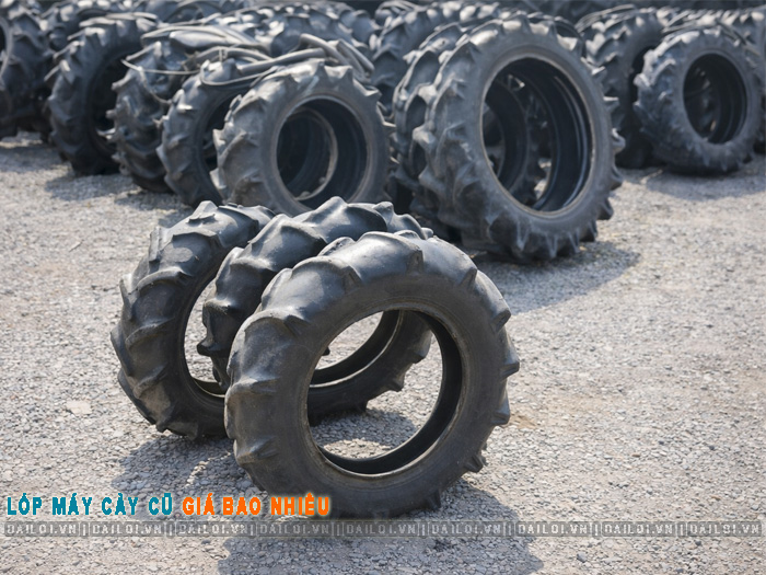 Lốp xe máy cày cũ giá bao nhiêu và cách chọn